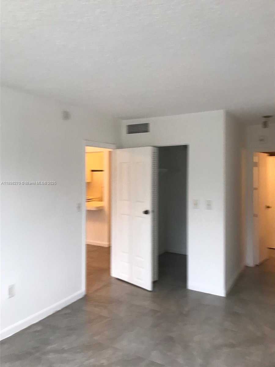 Small Image of 16465 NORTH EAST 22ND AVE #113, North Miami Beach Number 14