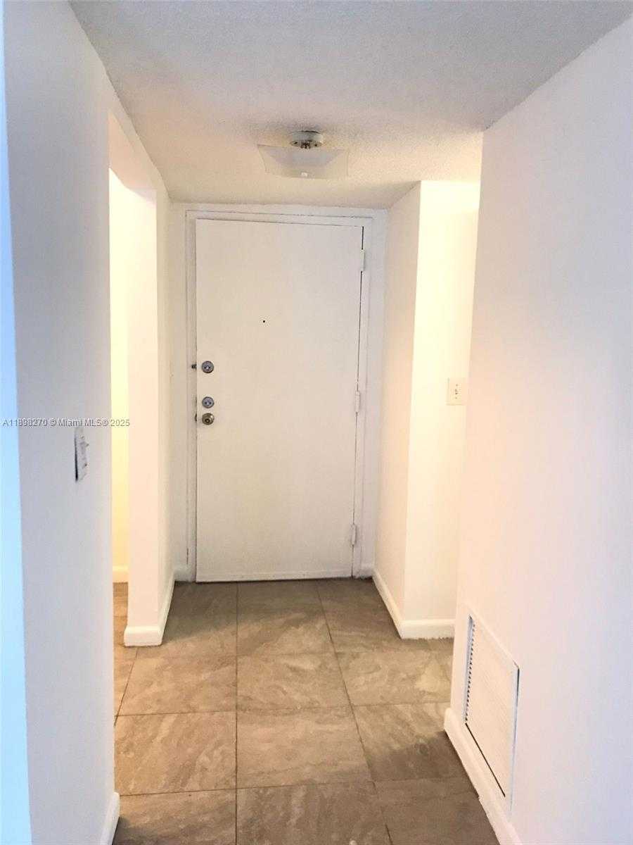 Small Image of 16465 NORTH EAST 22ND AVE #113, North Miami Beach Number 7