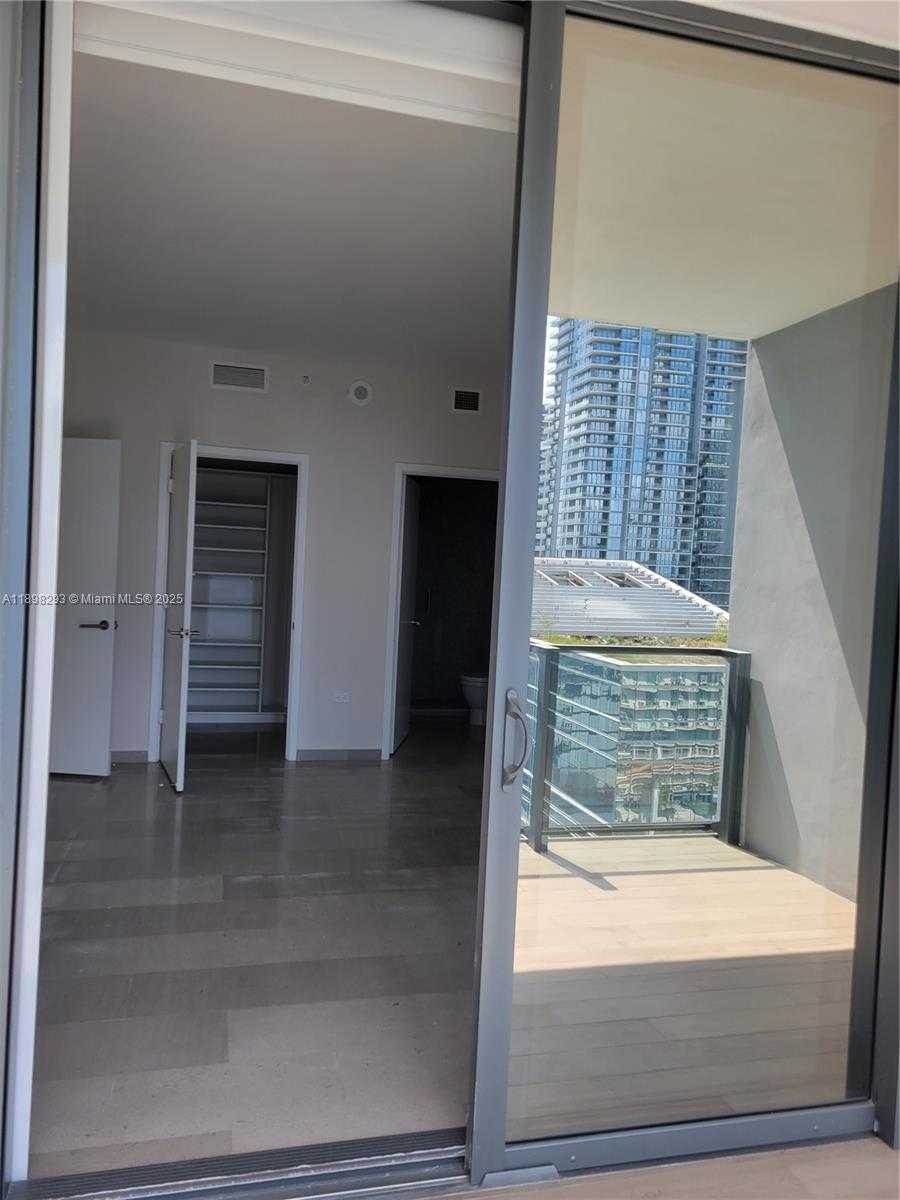 Small Image of 88 SOUTH WEST 7TH ST #1903, Miami Number 28