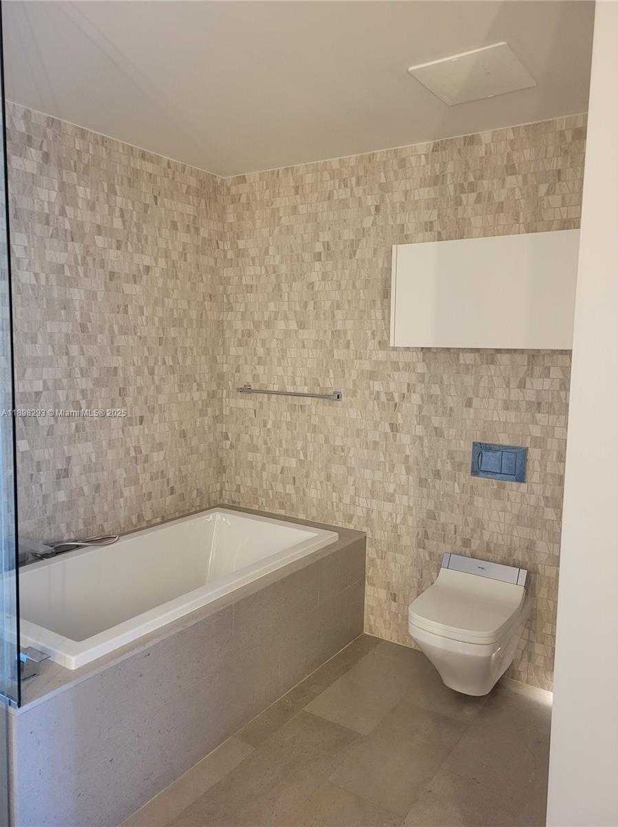 Small Image of 88 SOUTH WEST 7TH ST #1903, Miami Number 29