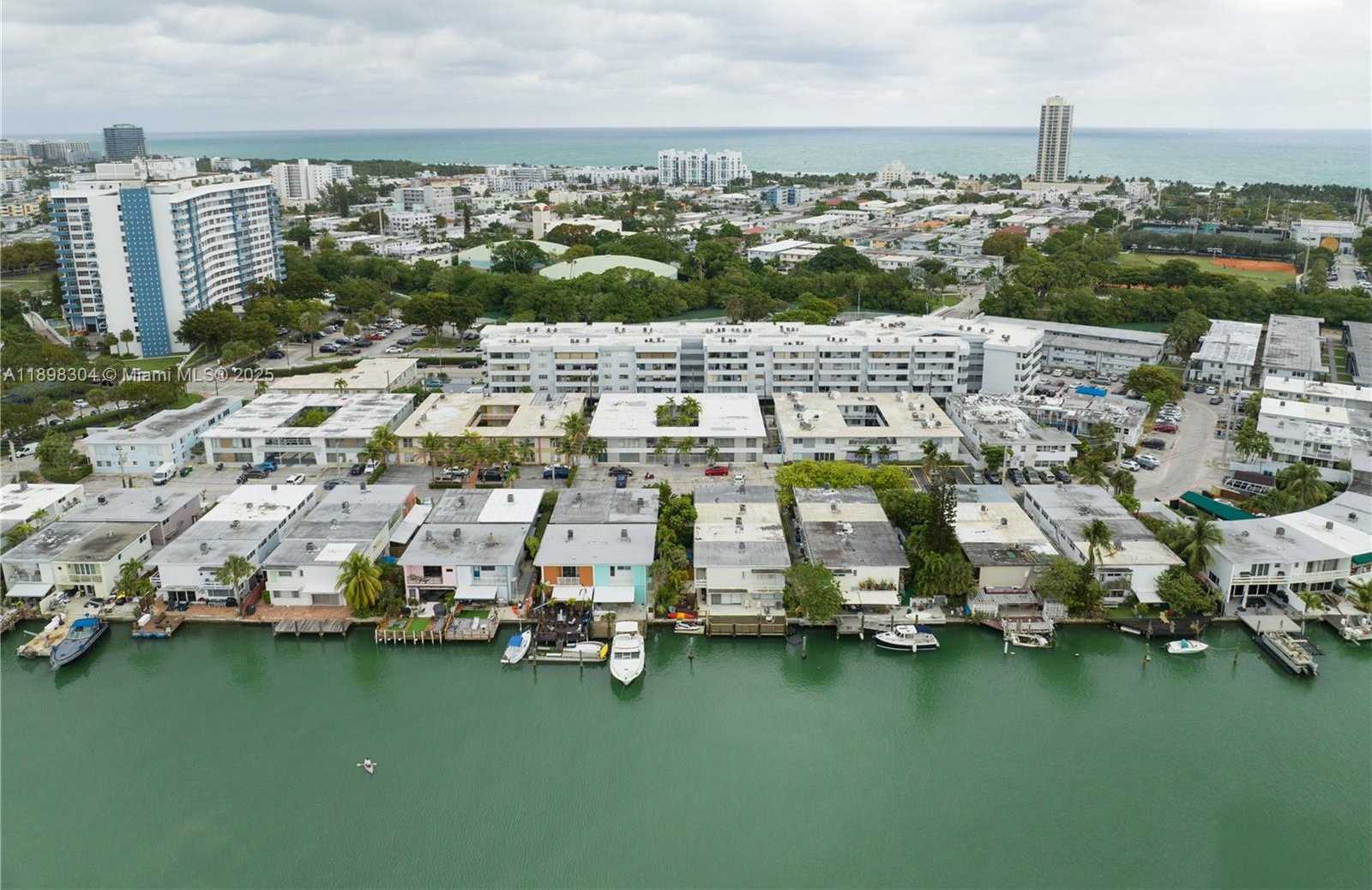 Small Image of 7311 GARY AVE #7, Miami Beach Number 13