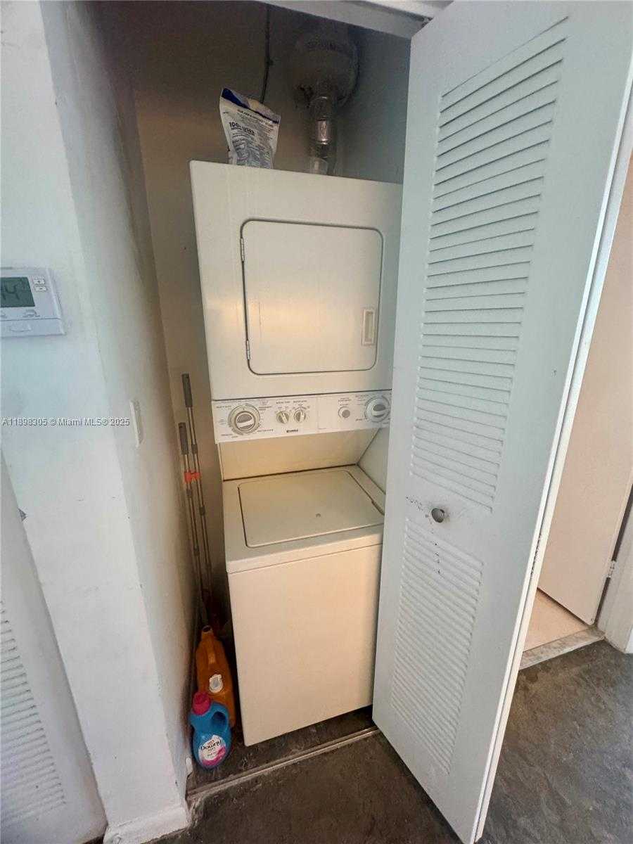 Small Image of 133 NORTH EAST 2ND AVE #1605, Miami Number 13