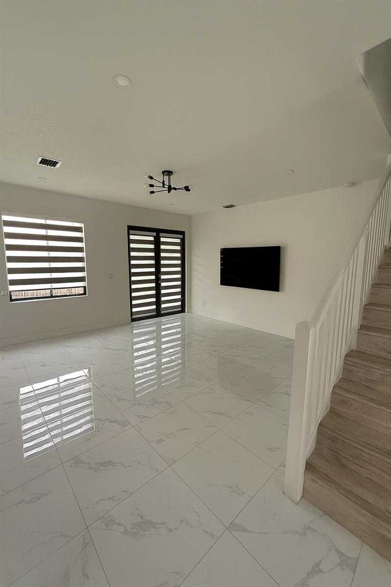 Small Image of 1831 SOUTH WEST 145TH AVE #N/A, Miami Number 3