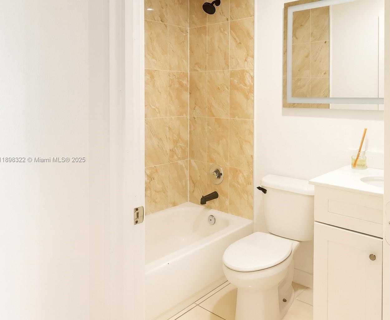 Small Image of 2312 NORTH WEST 82ND ST #2312, Miami Number 16