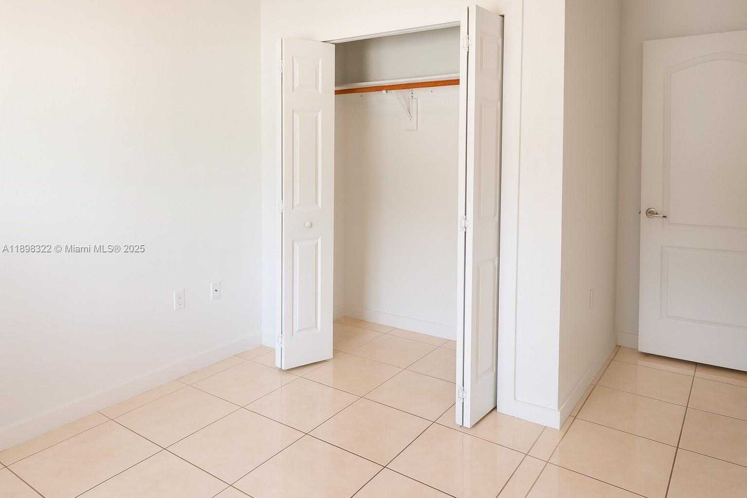 Small Image of 2312 NORTH WEST 82ND ST #2312, Miami Number 9