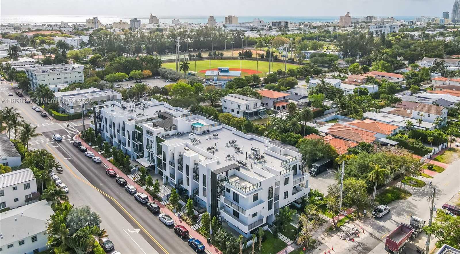 Small Image of 1030 15TH ST #206, Miami Beach Number 18