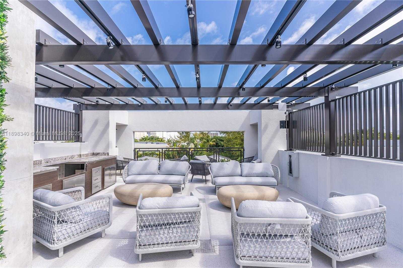 Small Image of 1030 15TH ST #206, Miami Beach Number 21