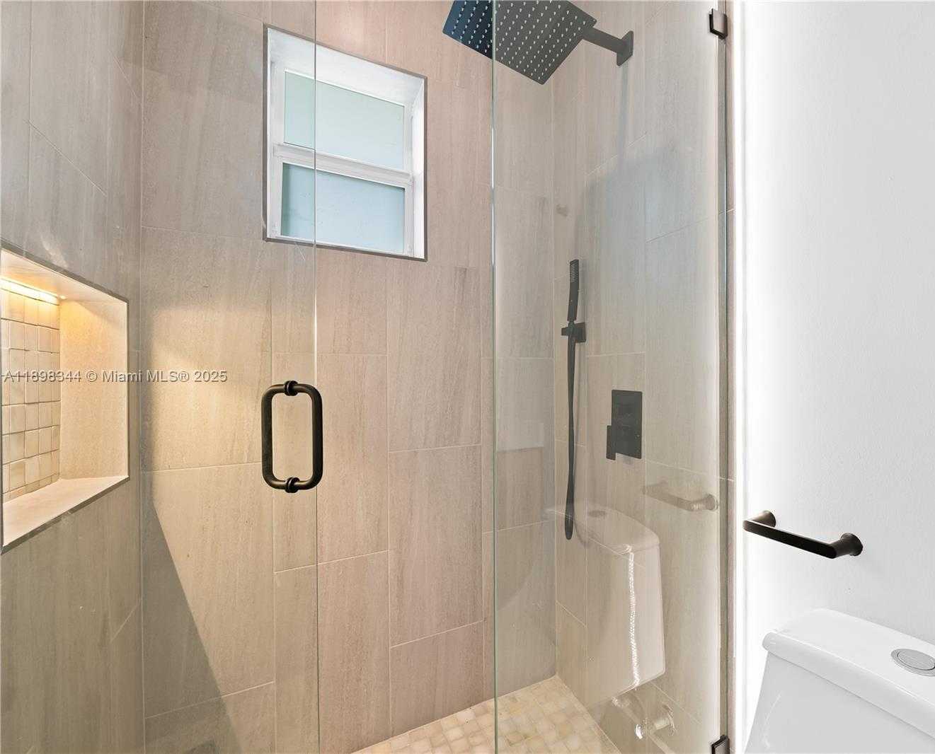 Small Image of 8560 SOUTH WEST 126TH TER, Miami Number 16