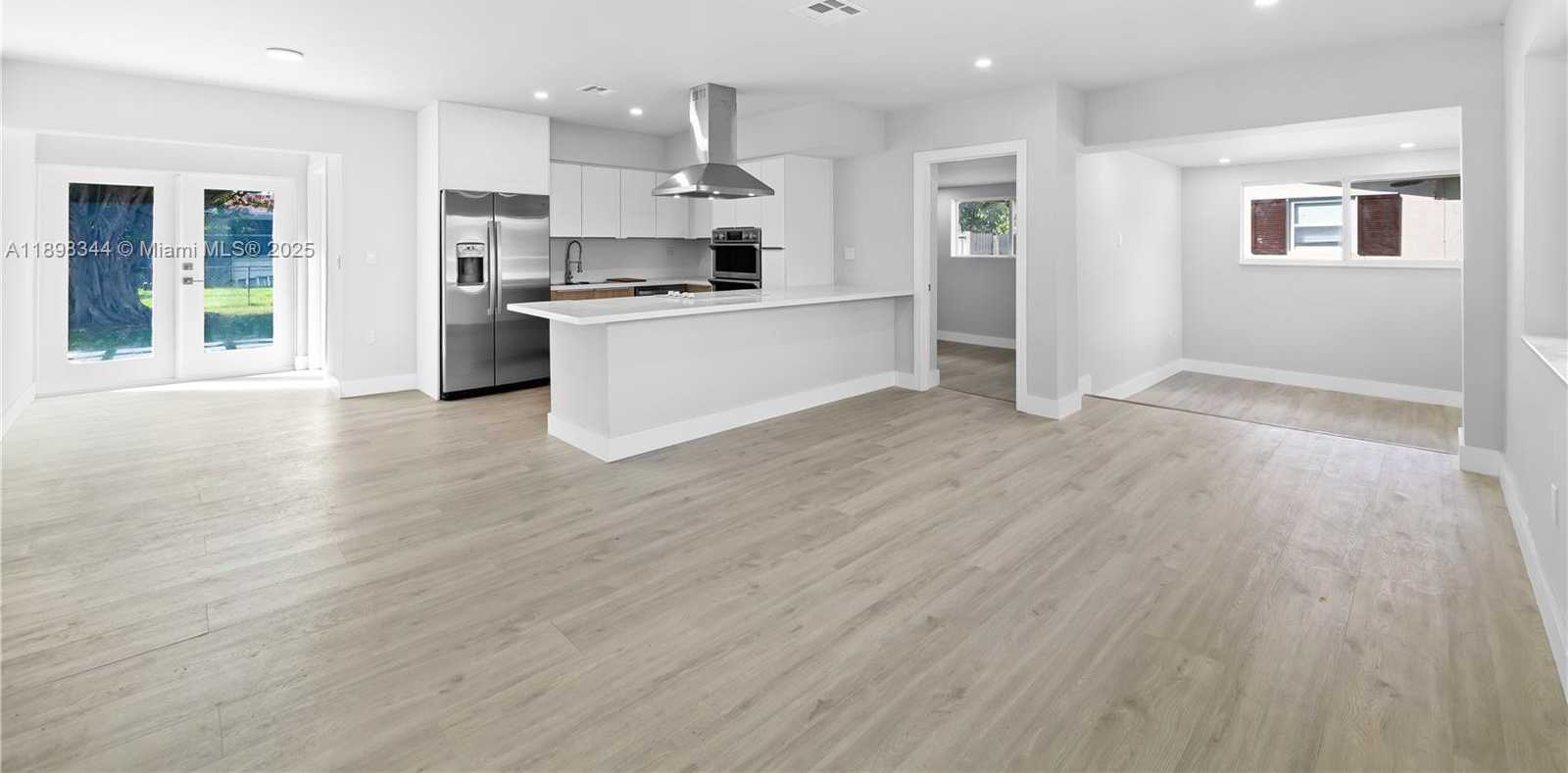 Small Image of 8560 SOUTH WEST 126TH TER, Miami Number 5