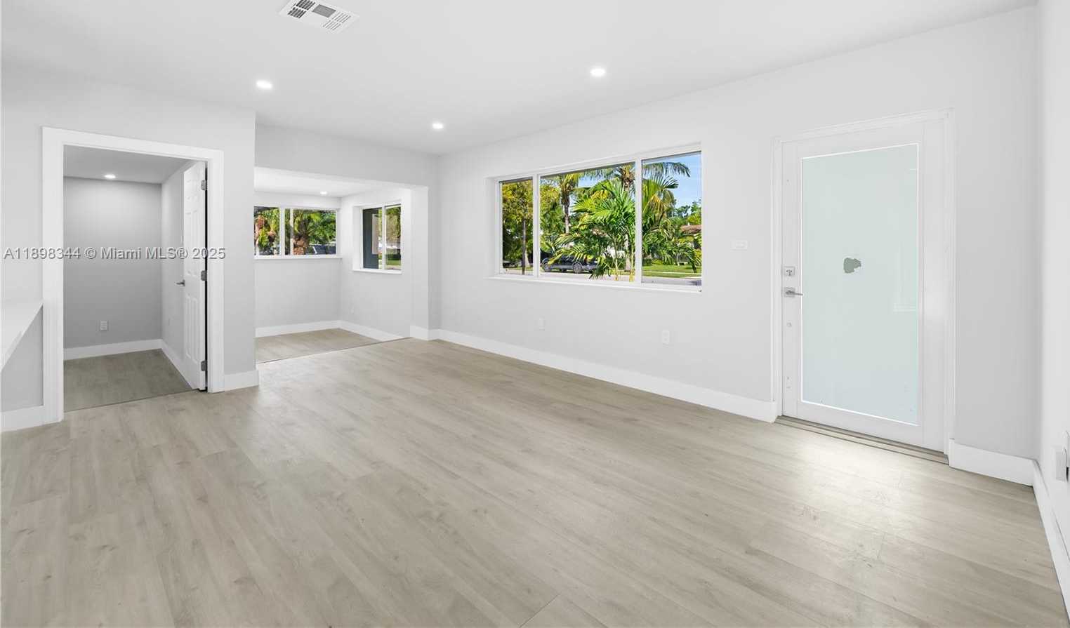 Small Image of 8560 SOUTH WEST 126TH TER, Miami Number 7