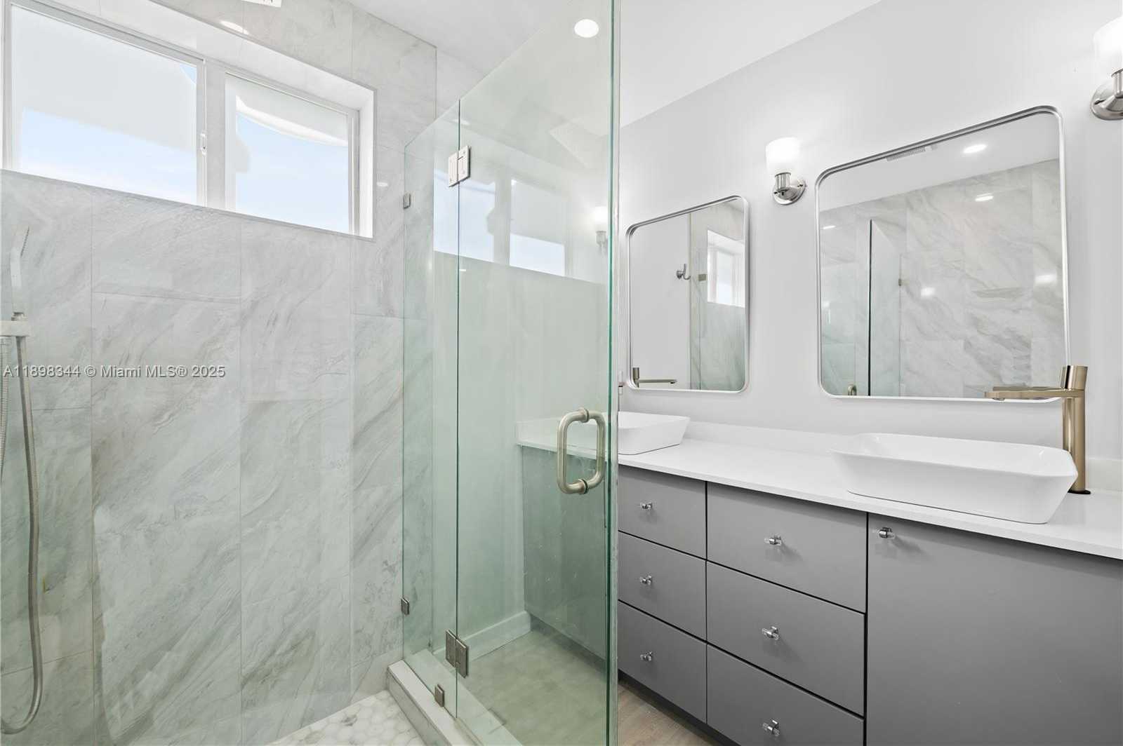 Small Image of 8560 SOUTH WEST 126TH TER, Miami Number 9