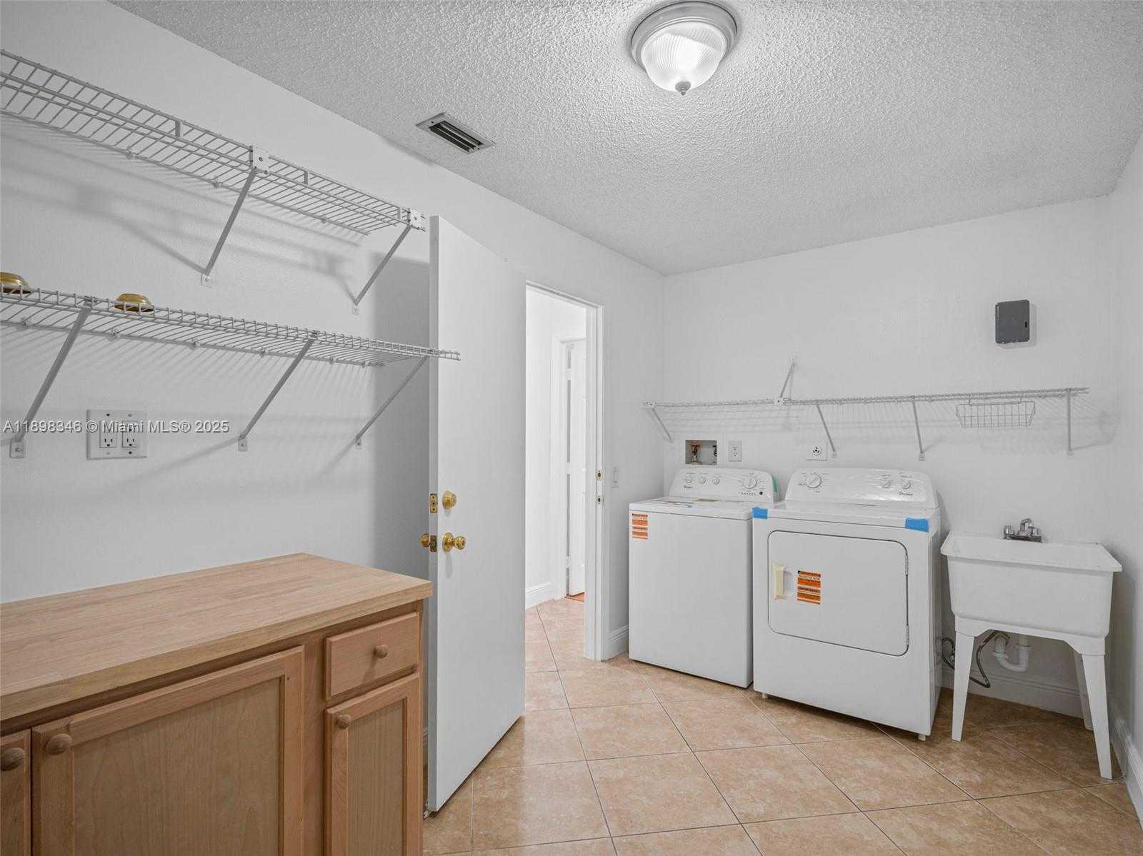Small Image of 15531 SOUTH WEST 54 TE, Miami Number 11