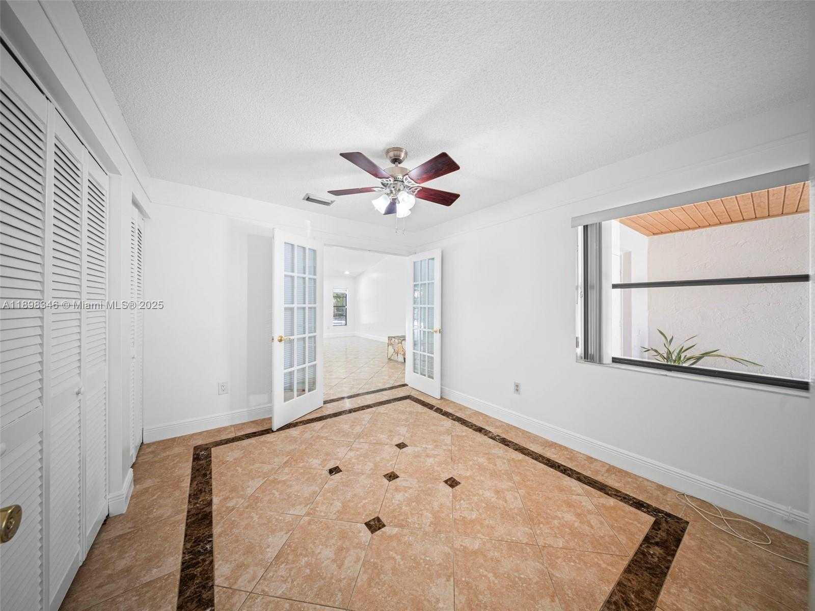 Small Image of 15531 SOUTH WEST 54 TE, Miami Number 20
