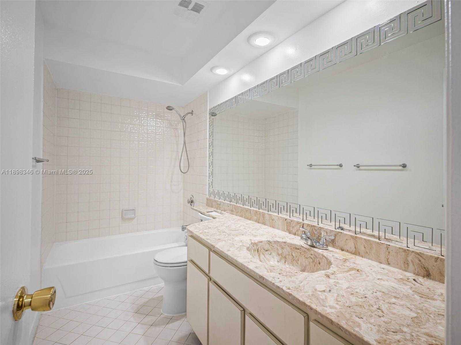 Small Image of 15531 SOUTH WEST 54 TE, Miami Number 25