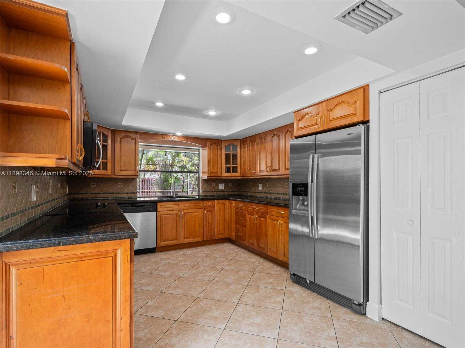 Small Image of 15531 SOUTH WEST 54 TE, Miami Number 32