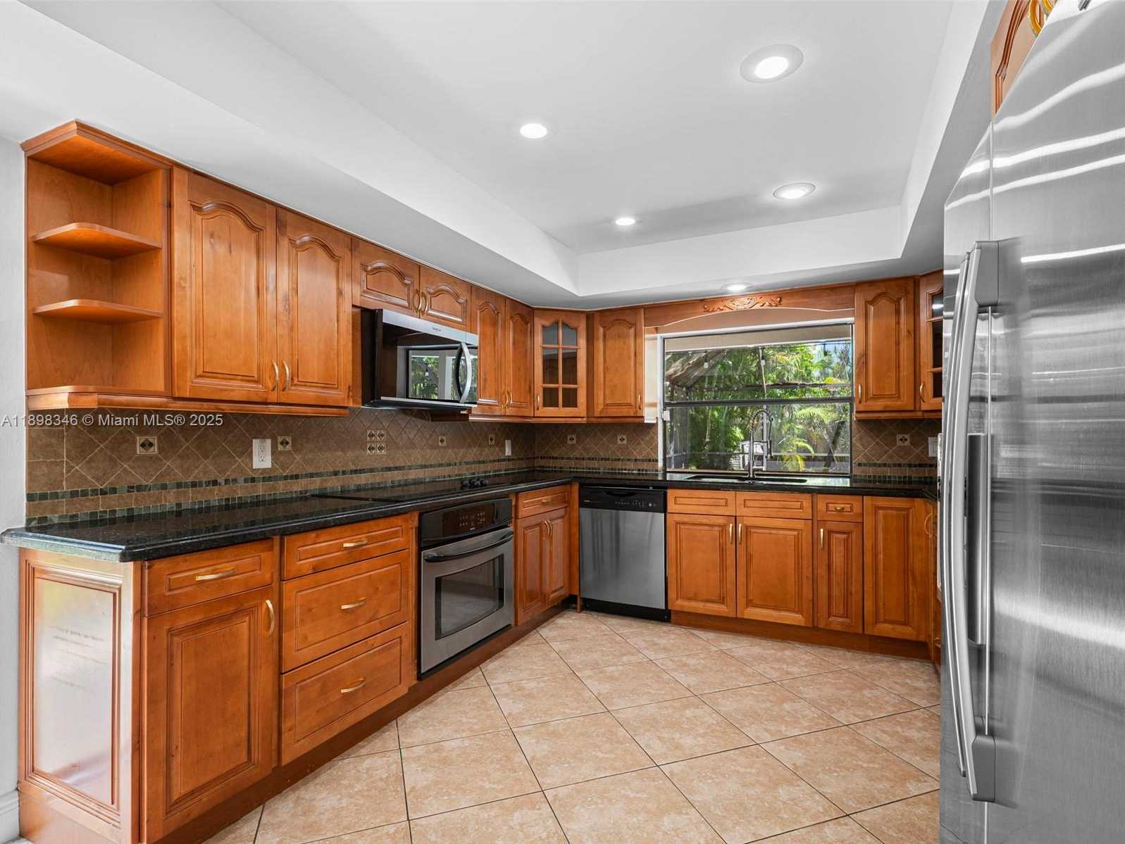 Small Image of 15531 SOUTH WEST 54 TE, Miami Number 33