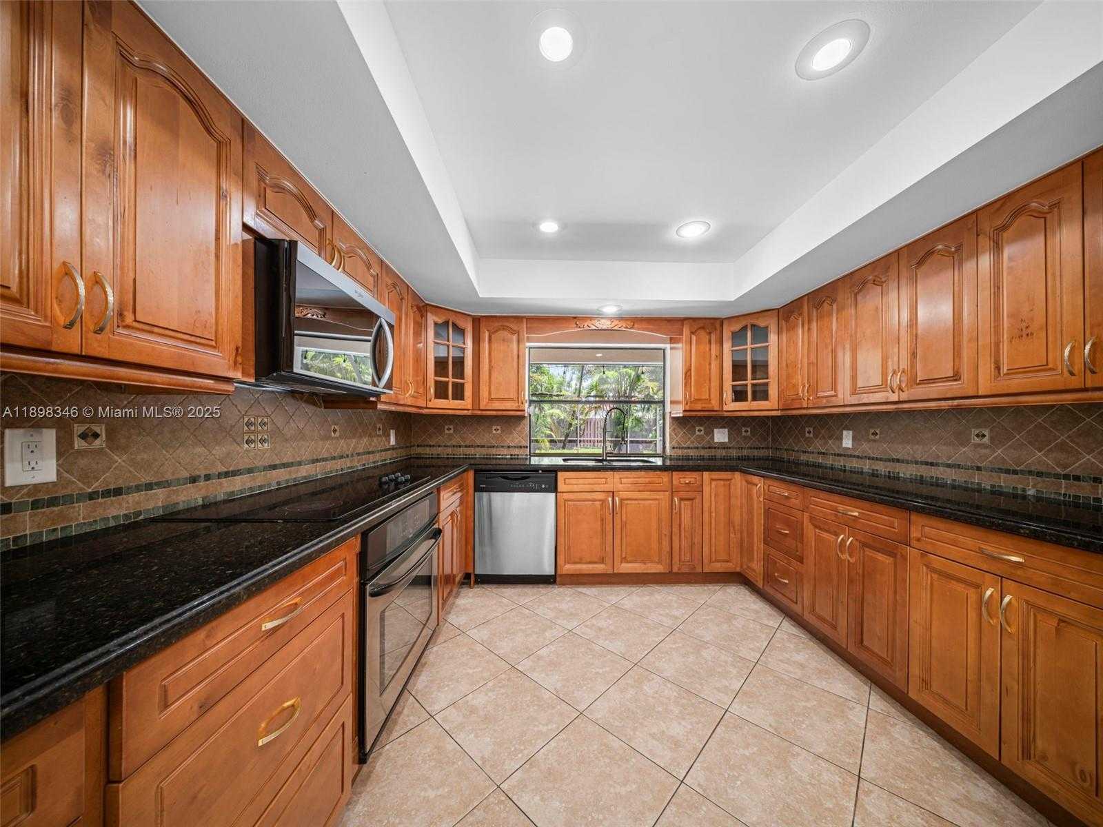 Small Image of 15531 SOUTH WEST 54 TE, Miami Number 34