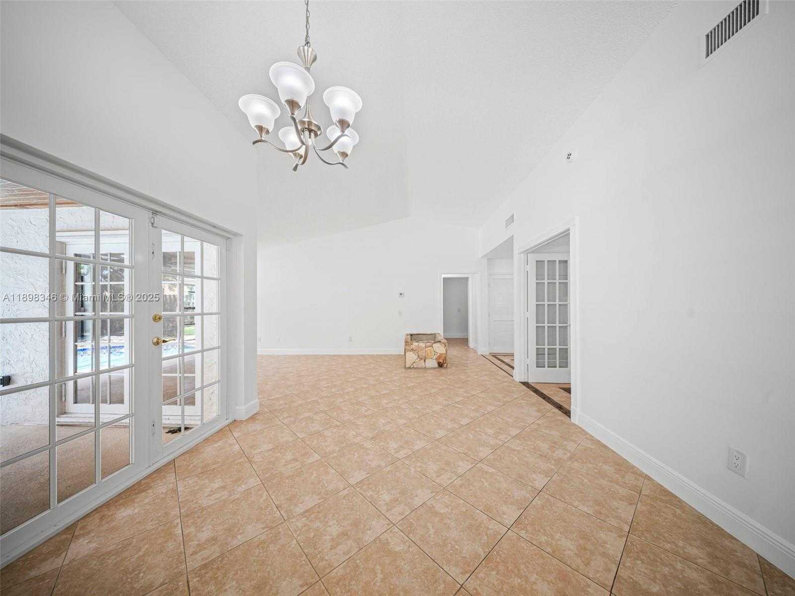 Small Image of 15531 SOUTH WEST 54 TE, Miami Number 38