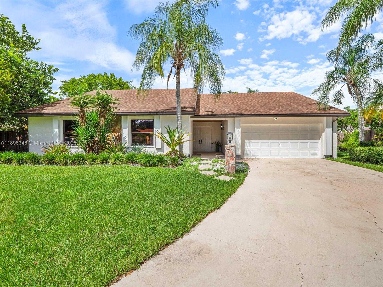 Small Image of 15531 SOUTH WEST 54 TE, Miami Number 59