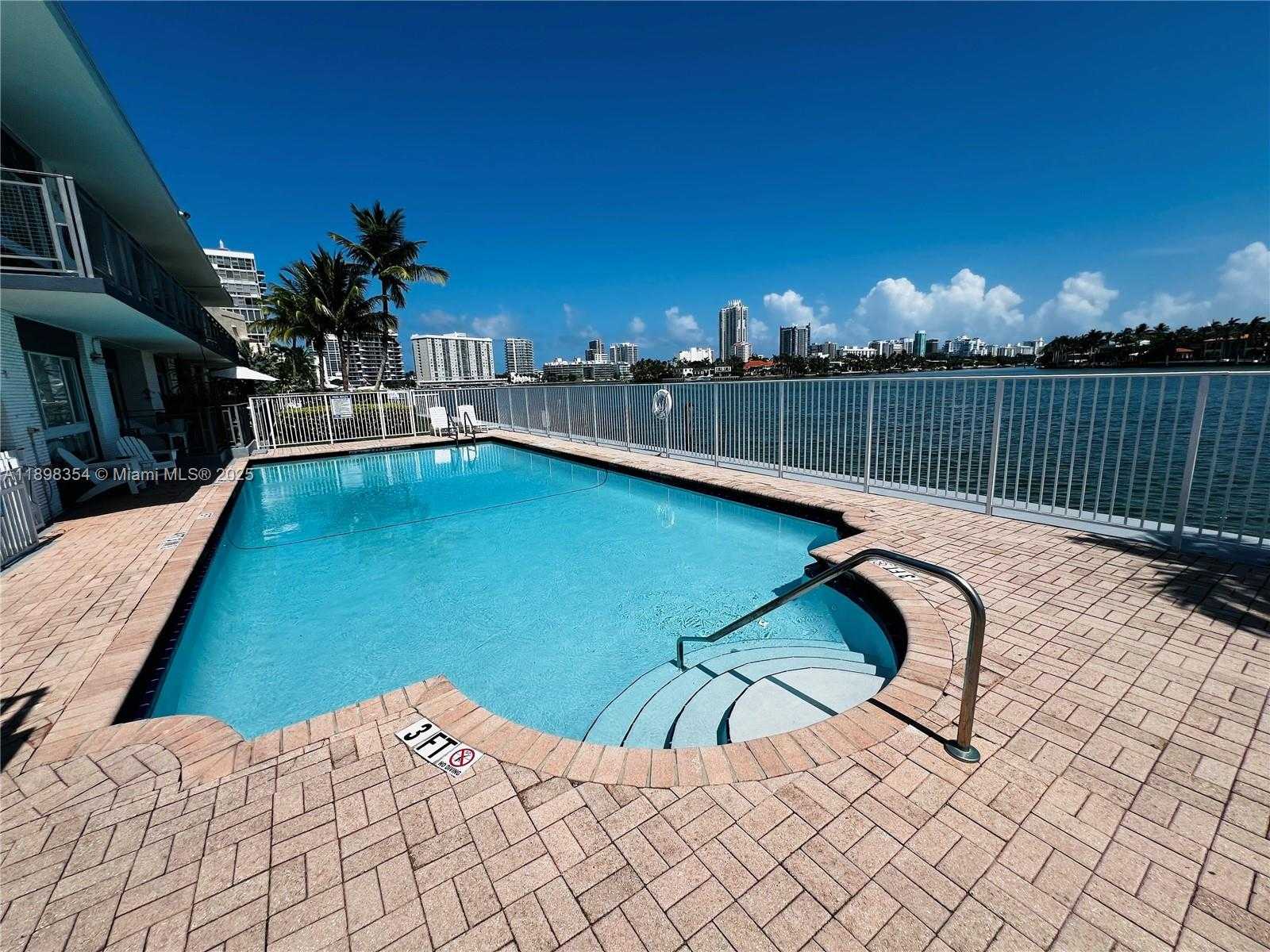 Small Image of 950 BAY DR #5, Miami Beach Number 16