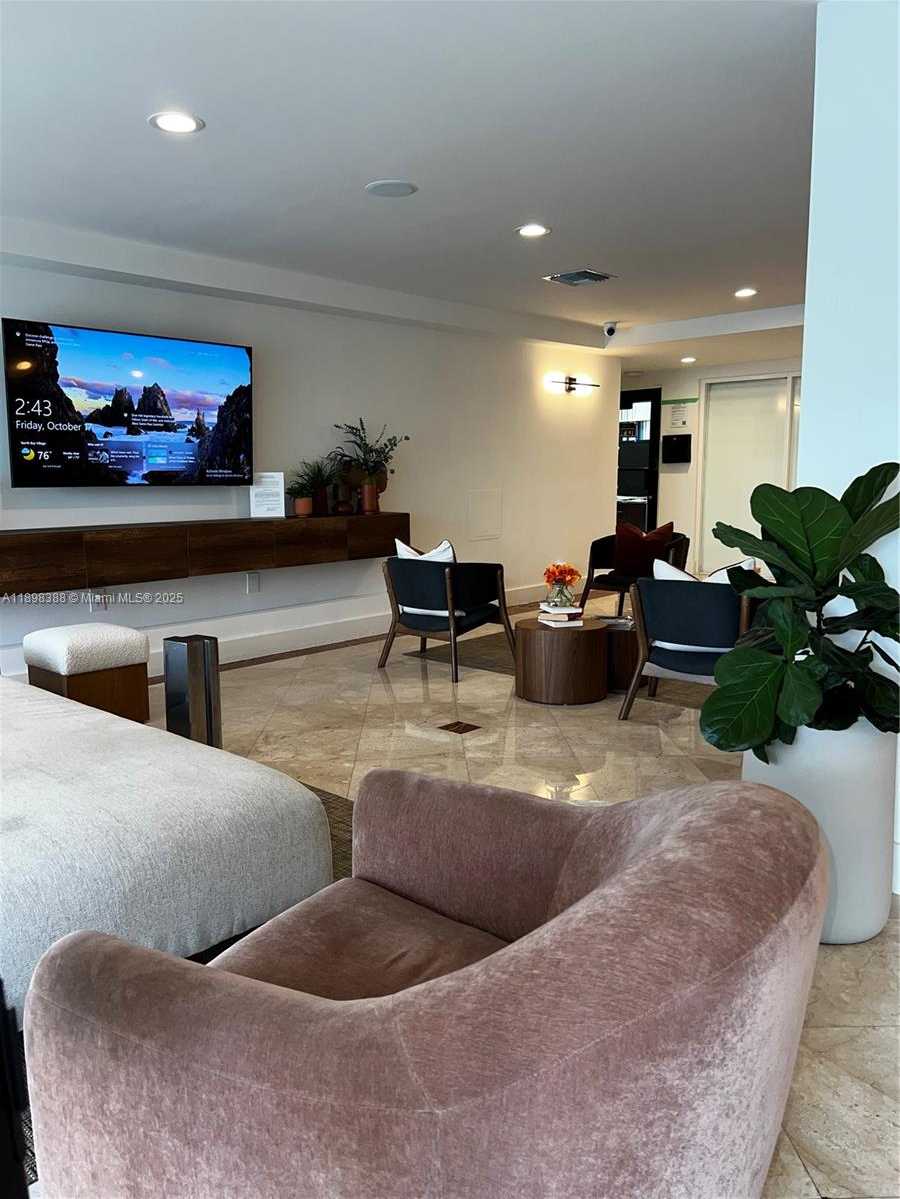 Small Image of 1455 NORTH TREASURE DR #1R, North Bay Village Number 12