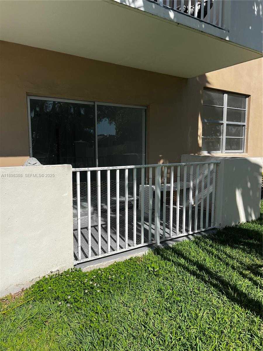 Small Image of 1455 NORTH TREASURE DR #1R, North Bay Village Number 42
