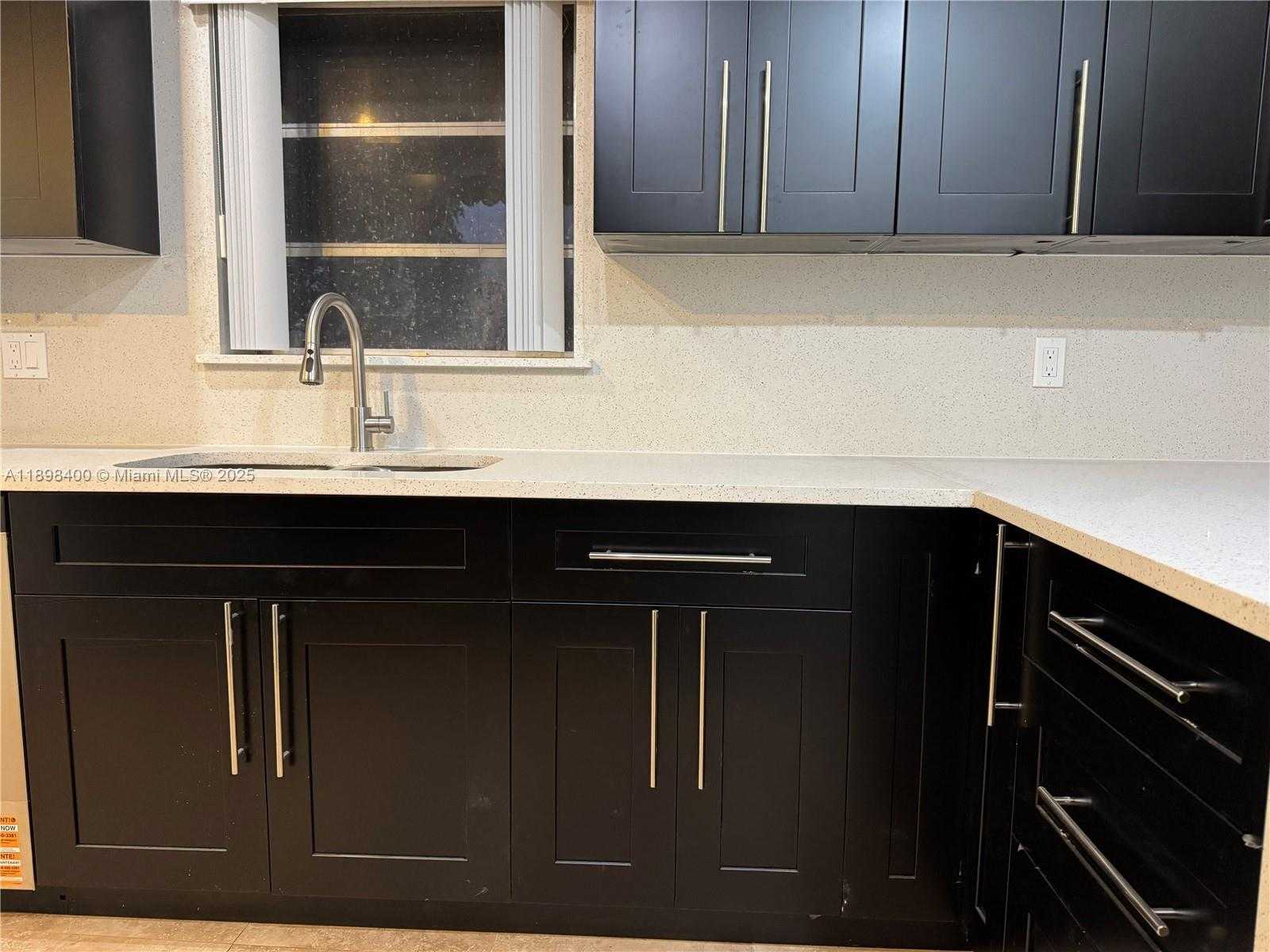 Small Image of 470 NORTH EAST 127TH ST, North Miami Number 12