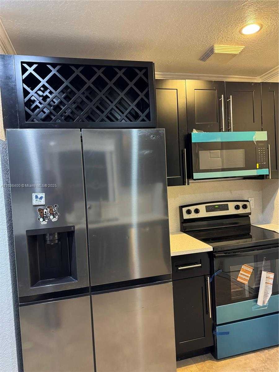 Small Image of 470 NORTH EAST 127TH ST, North Miami Number 15