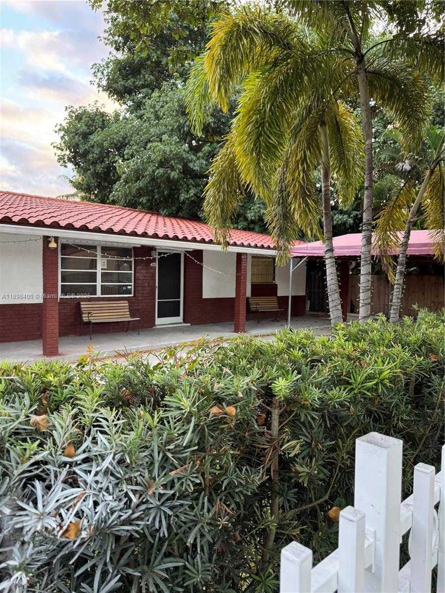 Small Image of 470 NORTH EAST 127TH ST, North Miami Number 3