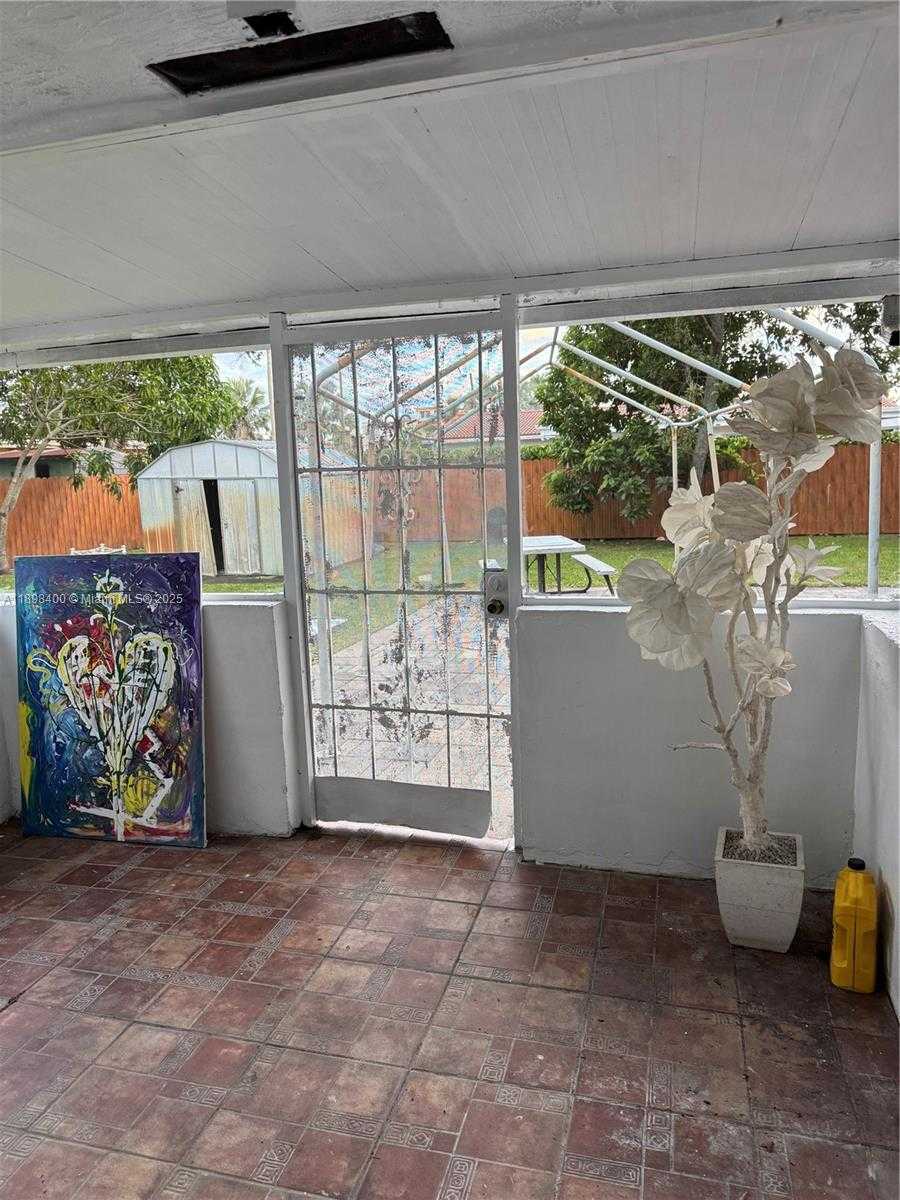 Small Image of 470 NORTH EAST 127TH ST, North Miami Number 32