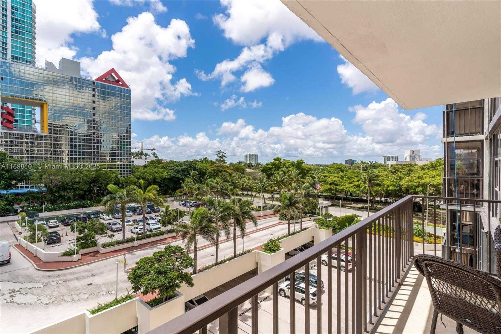 Small Image of 1915 BRICKELL AVE #610, Miami Number 20