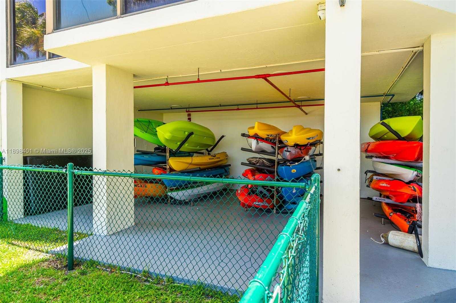 Small Image of 1915 BRICKELL AVE #610, Miami Number 45