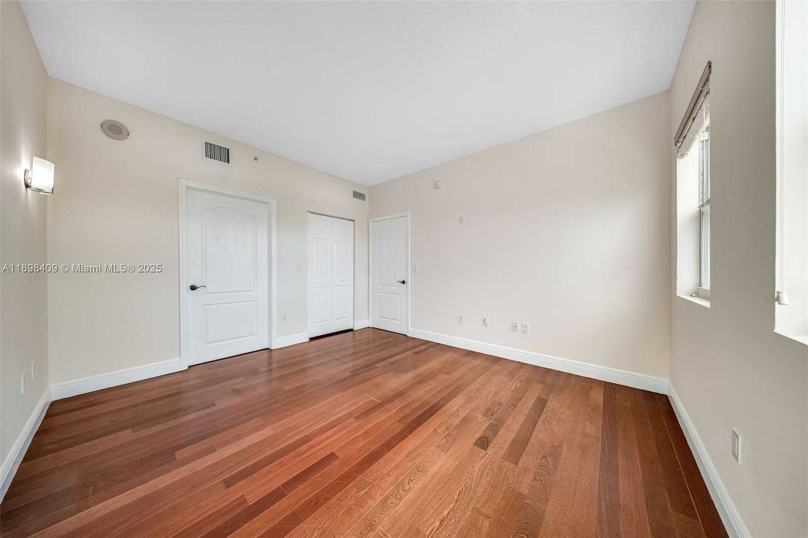 Small Image of 20 CALABRIA AVE #302, Coral Gables Number 10