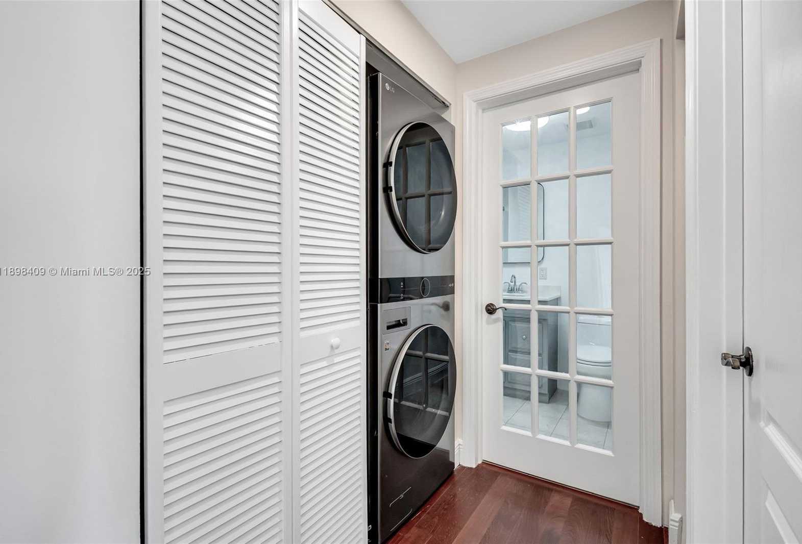 Small Image of 20 CALABRIA AVE #302, Coral Gables Number 16