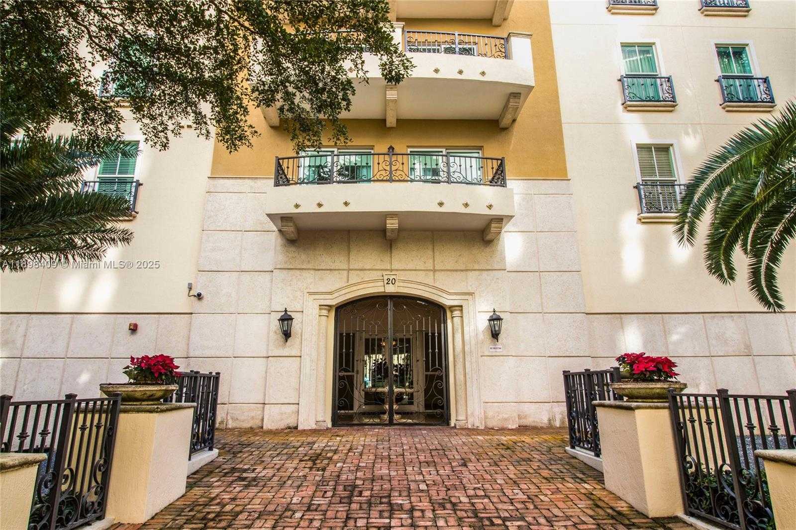 Small Image of 20 CALABRIA AVE #302, Coral Gables Number 22