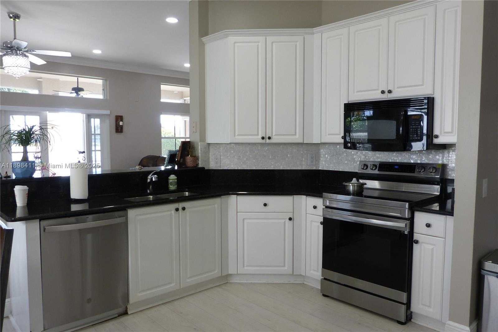 Small Image of 1096 MEADOWS DR, Weston Number 8