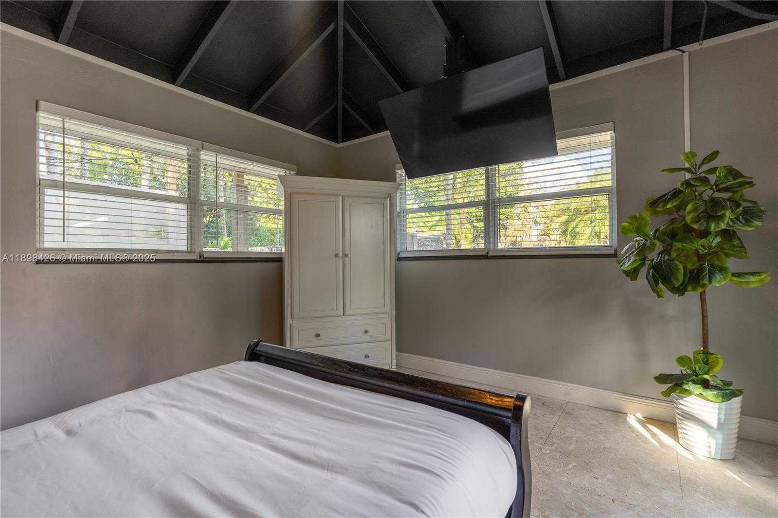 Small Image of 29880 SOUTH WEST 183RD CT, Homestead Number 20