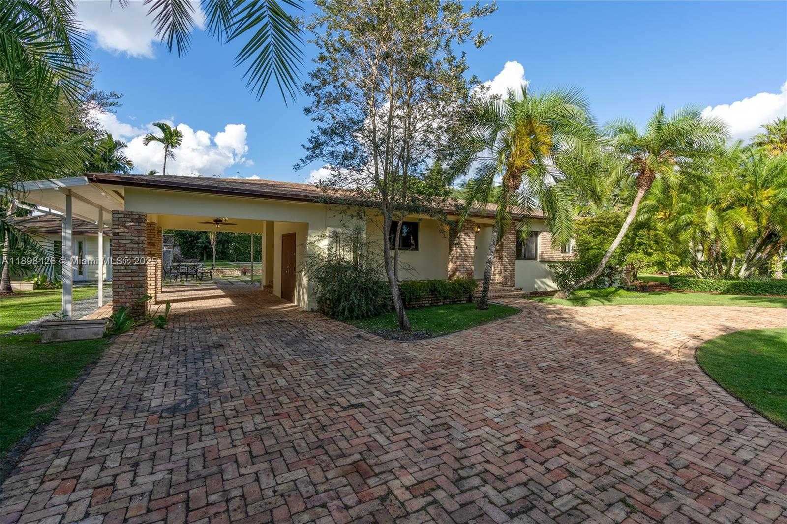 Small Image of 29880 SOUTH WEST 183RD CT, Homestead Number 36