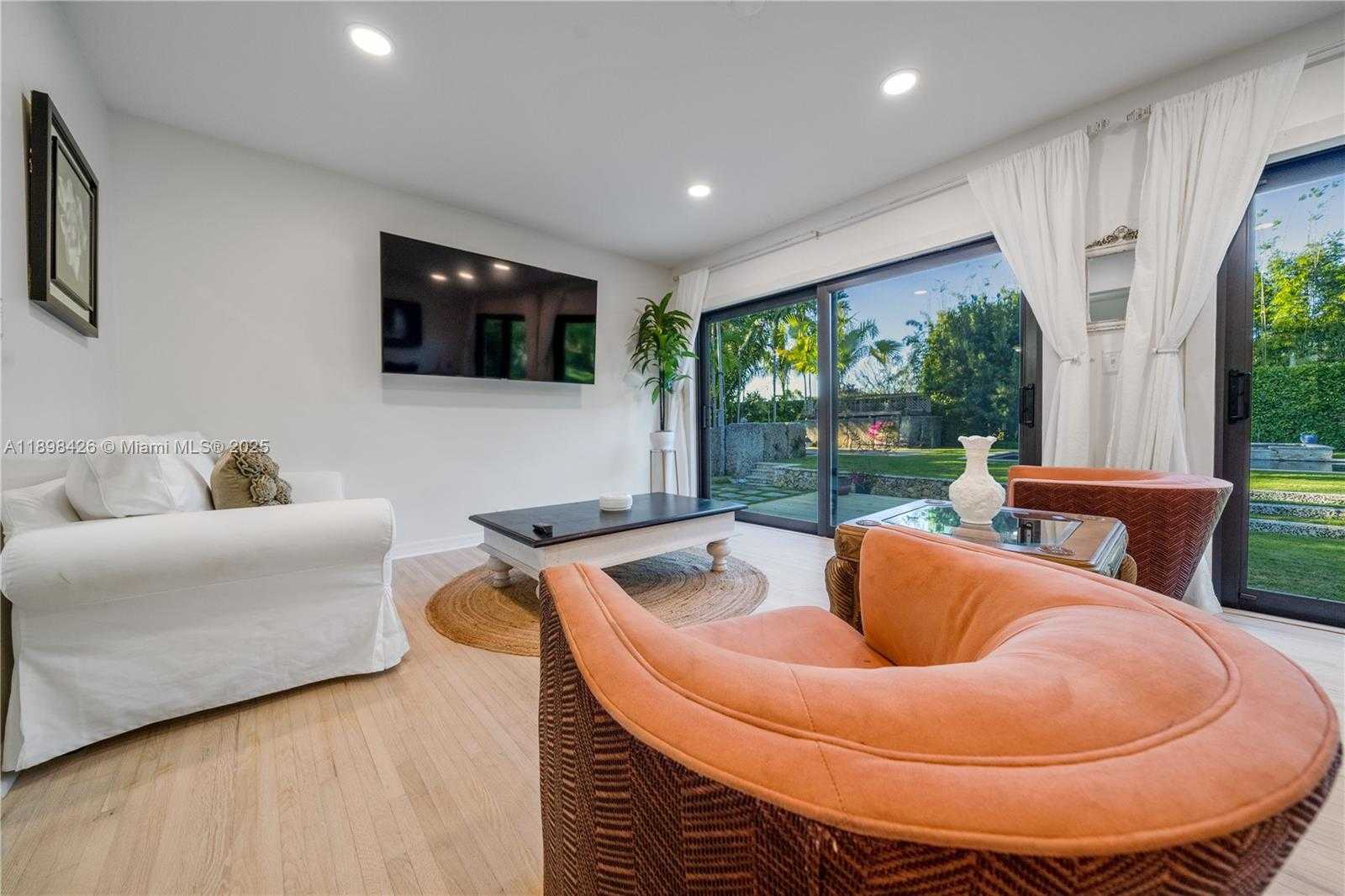 Small Image of 29880 SOUTH WEST 183RD CT, Homestead Number 9