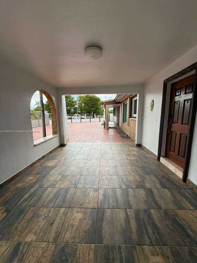 Small Image of 8700 SOUTH WEST 19TH TER, Miami Number 4