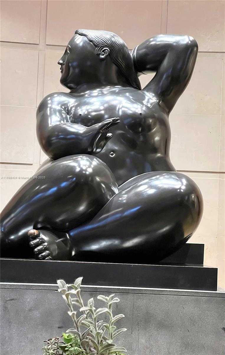 Imagen de Pequeño Objeto