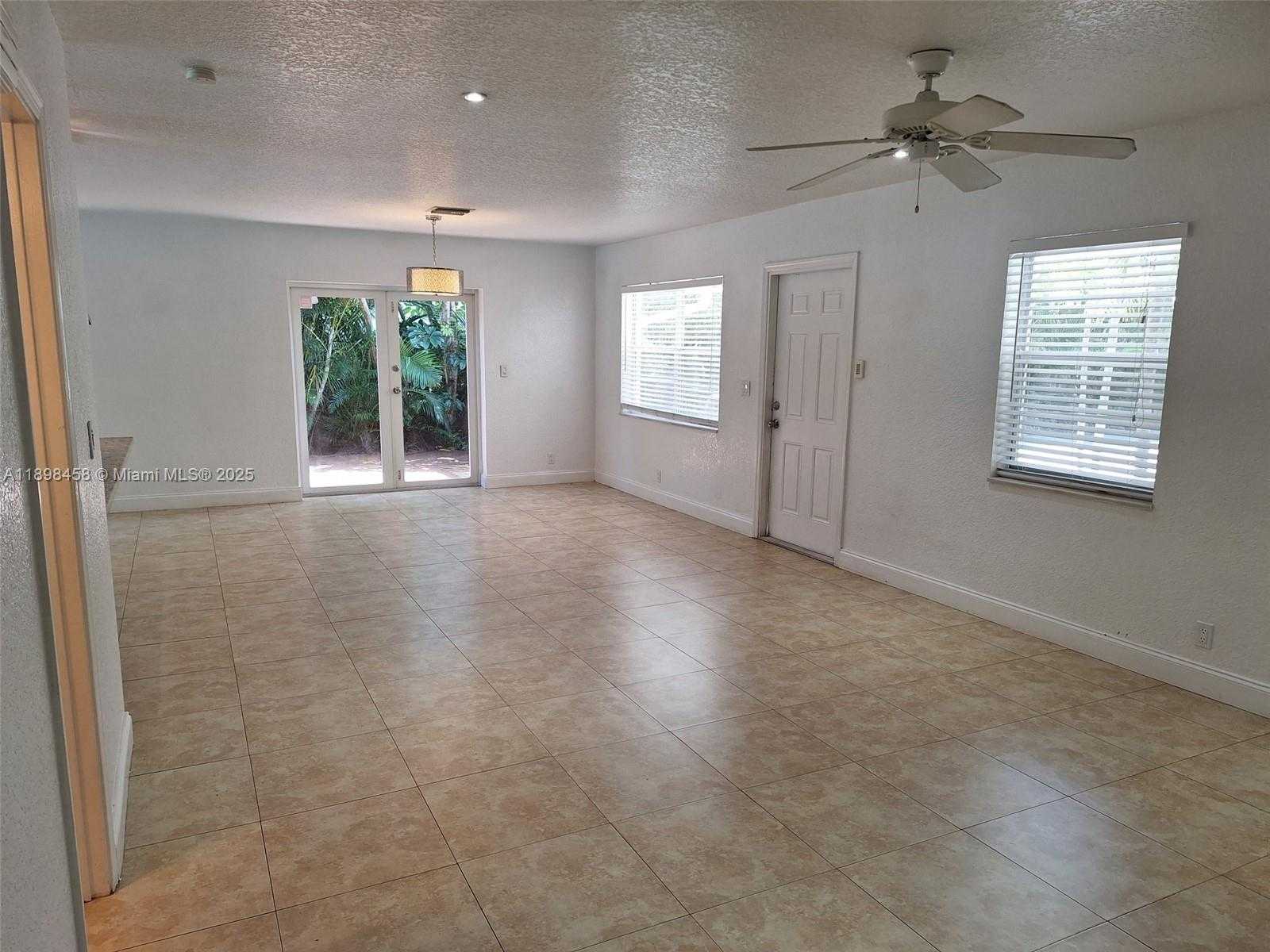 Small Image of 1575 NORTH EAST 38TH ST, Oakland Park Number 14