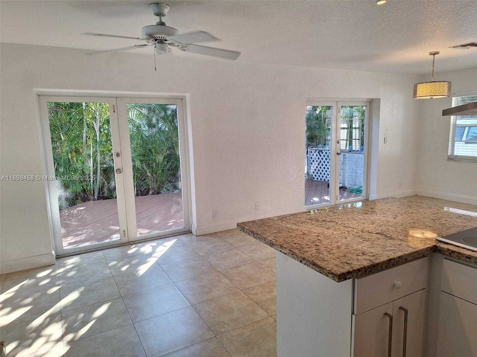 Small Image of 1575 NORTH EAST 38TH ST, Oakland Park Number 16