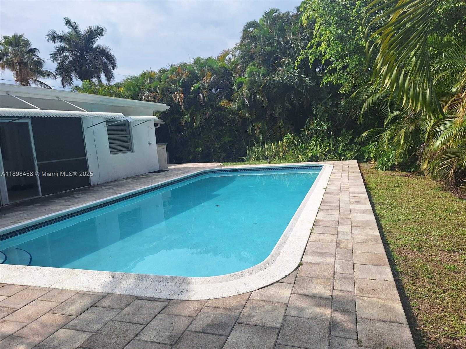 Small Image of 1575 NORTH EAST 38TH ST, Oakland Park Number 20
