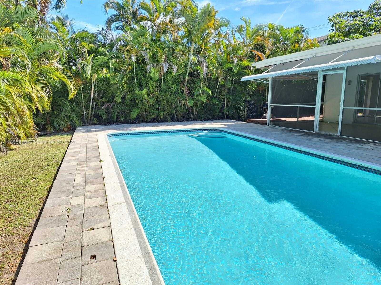 Small Image of 1575 NORTH EAST 38TH ST, Oakland Park Number 21