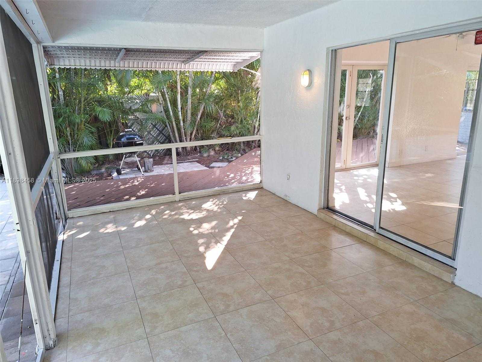 Small Image of 1575 NORTH EAST 38TH ST, Oakland Park Number 38