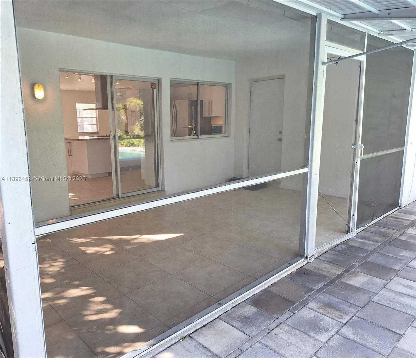 Small Image of 1575 NORTH EAST 38TH ST, Oakland Park Number 39