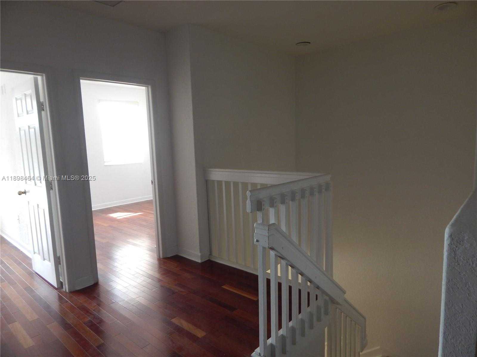 Small Image of 10205 NORTH WEST 10TH ST, Miami Number 11