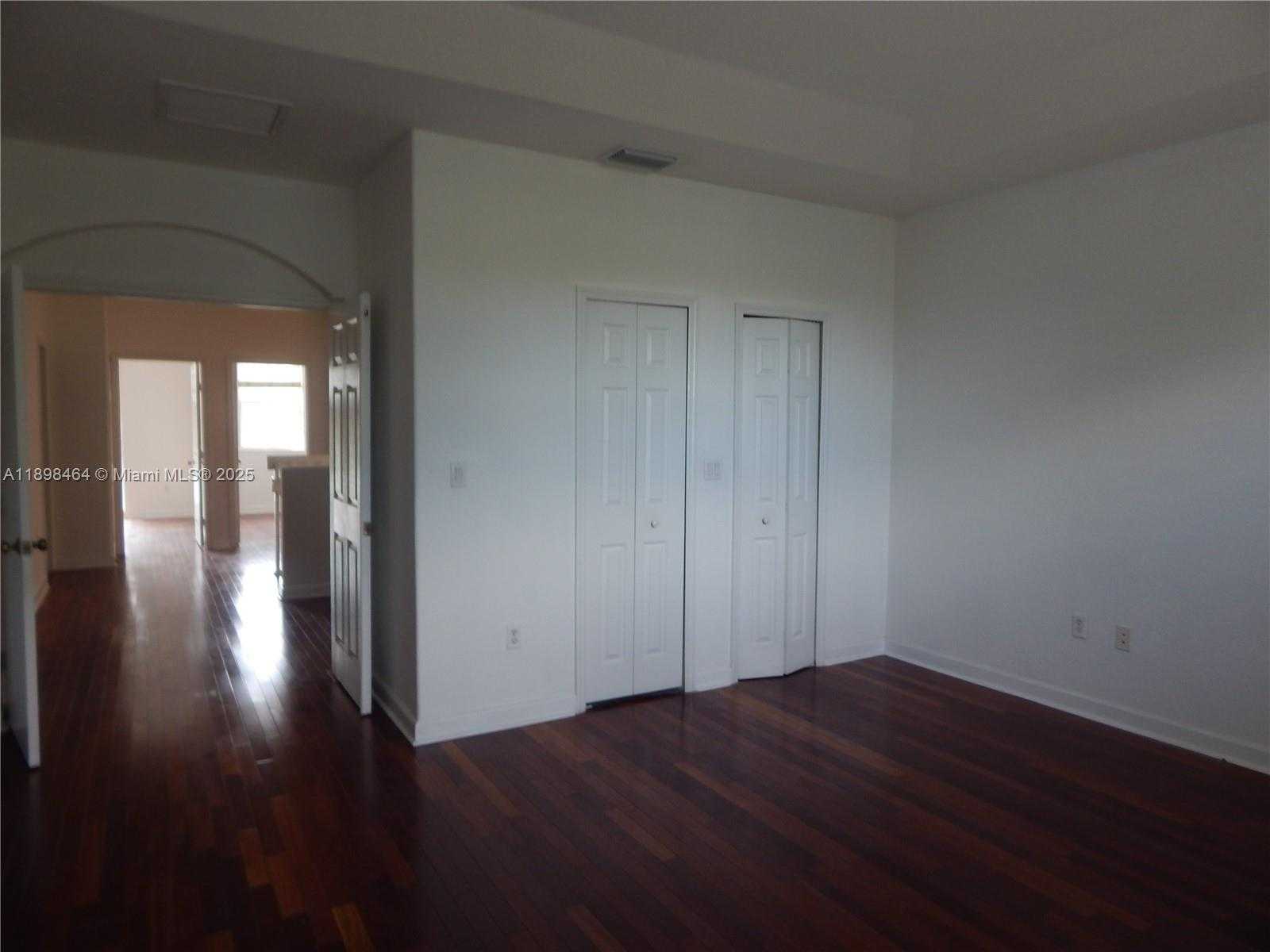 Small Image of 10205 NORTH WEST 10TH ST, Miami Number 15