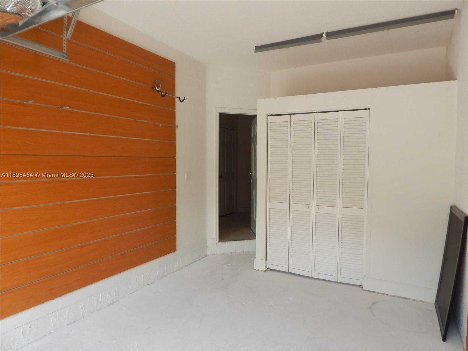 Small Image of 10205 NORTH WEST 10TH ST, Miami Number 3